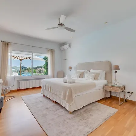 Villa Vacation Marbella I Ballesteros, Near Golf Courses, Private Pool And Gigantic Garden