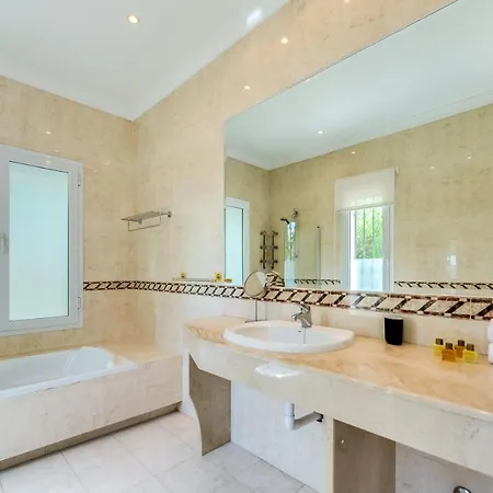 Vacation Marbella I Ballesteros, Near Golf Courses, Private Pool And Gigantic Garden *