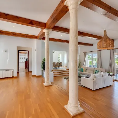 Vacation Marbella I Ballesteros, Near Golf Courses, Private Pool And Gigantic Garden * Estepona