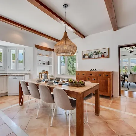 Vacation Marbella I Ballesteros, Near Golf Courses, Private Pool And Gigantic Garden Estepona