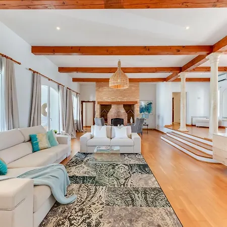 Vacation Marbella I Ballesteros, Near Golf Courses, Private Pool And Gigantic Garden * Estepona